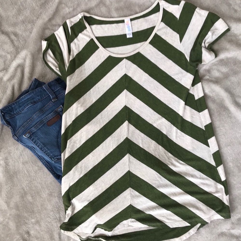 LuLaRoe Classic T